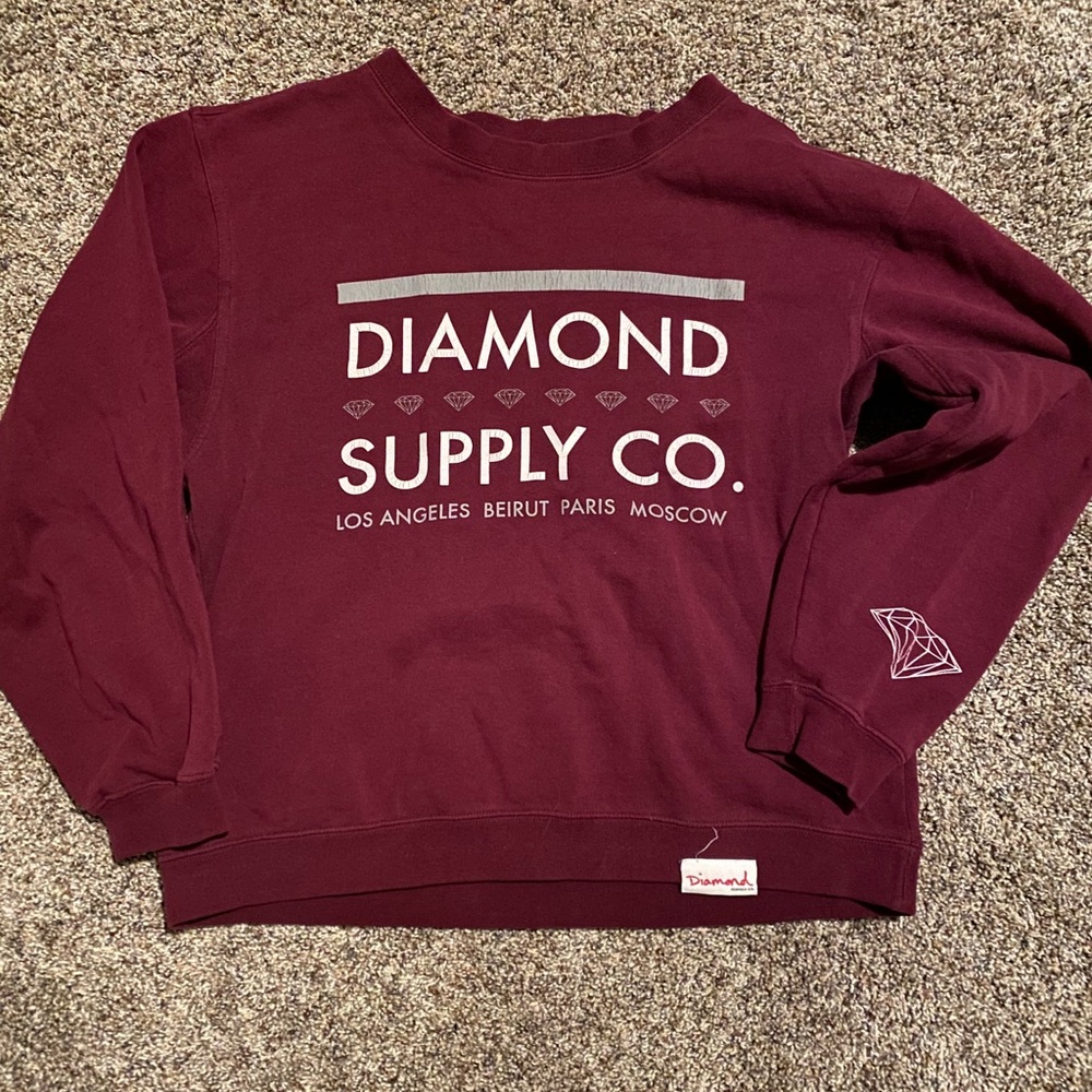 Maroon diamond pull over